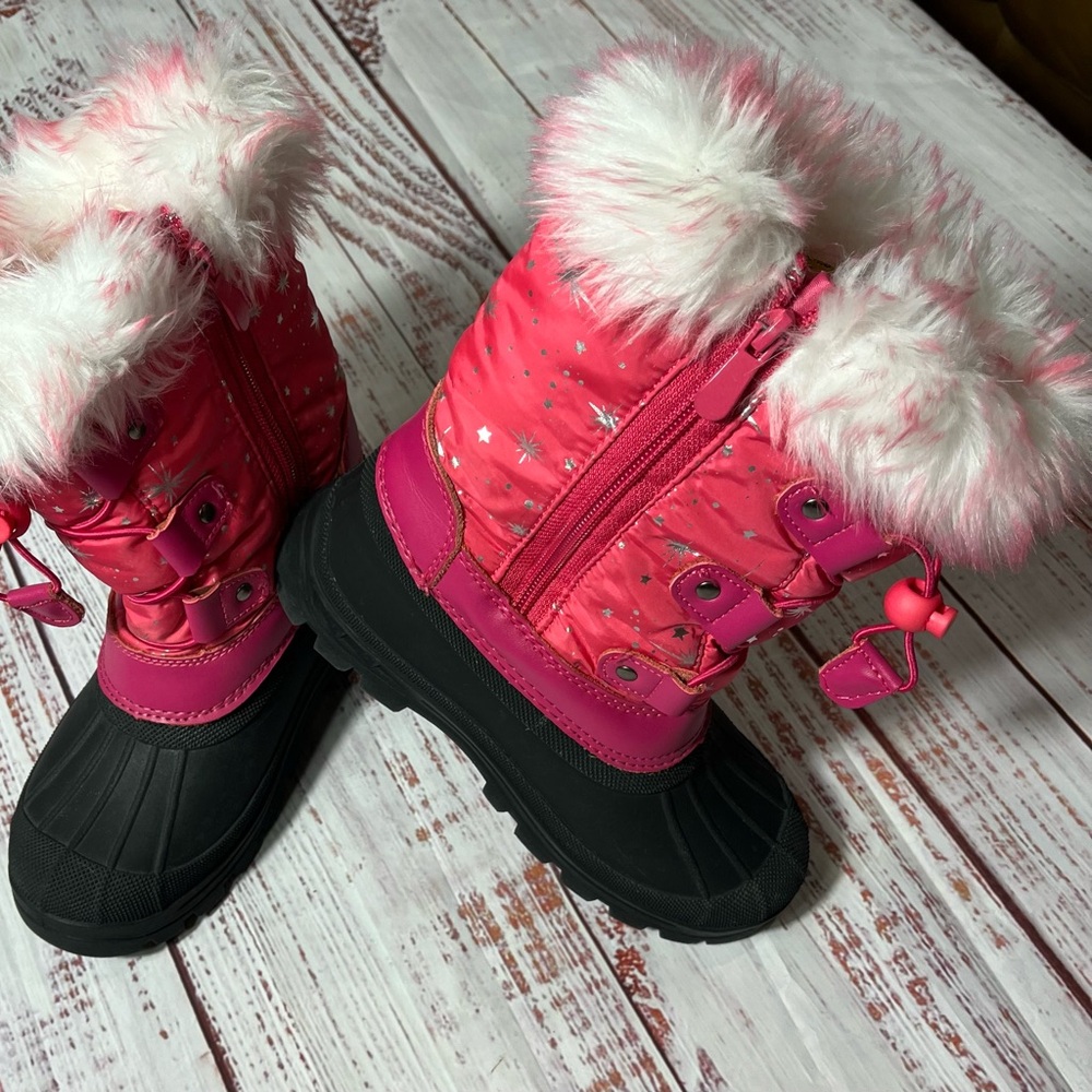 Dreamers Pink and Black Faux Fur Boots with zipper. Waterproof